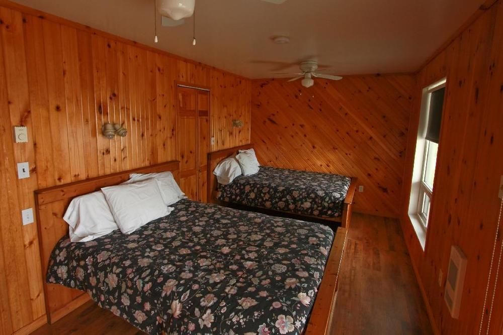 Wilderness Tours Rafting Resort Foresters Falls Екстериор снимка